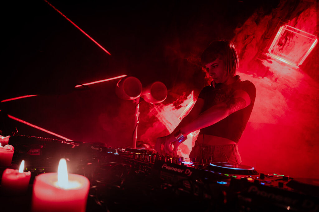 18_babilonska_credit_valeriobaranovic